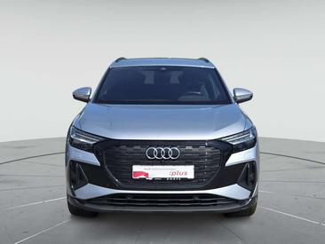 Audi Q4 E-tron S Line 50 — photo 2
