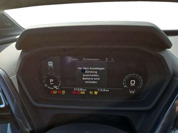 Audi Q4 E-tron S Line 50 — photo 8