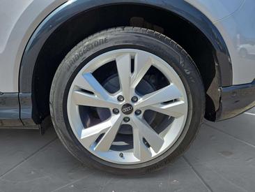 Audi Q4 E-tron S Line 50 — photo 14