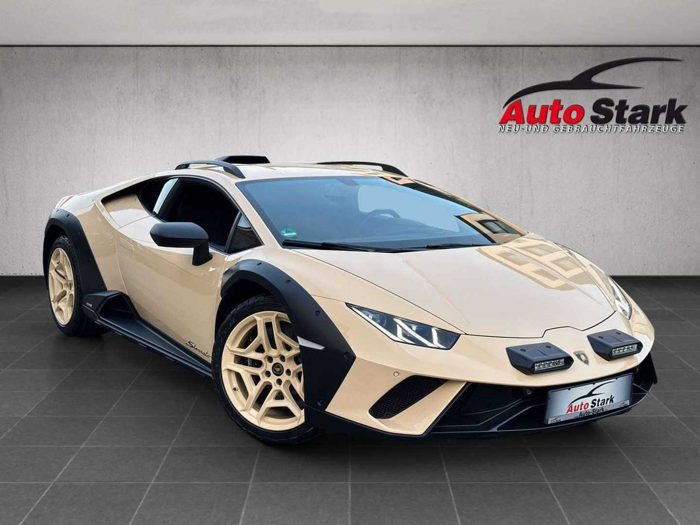 Lamborghini Huracán Sterrato - 2025 - Joinsteer - #1