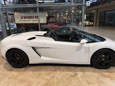 Lamborghini Gallardo LP 560-4 Spyder — photo 13