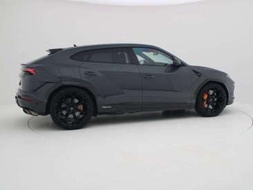 Lamborghini Urus Performante — photo 12