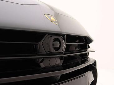 Lamborghini Urus Performante — photo 19