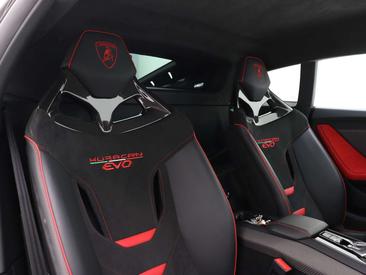 Lamborghini Huracán EVO — photo 29