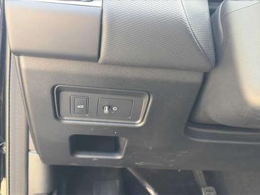 Land Rover Discovery D300 R-Dyn. HSE AHK|Pano Noir — photo 13