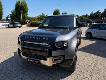 Land Rover Defender 110 7 P.ti Auto Argent 3.0 I6 First Edition 400cv — photo 4