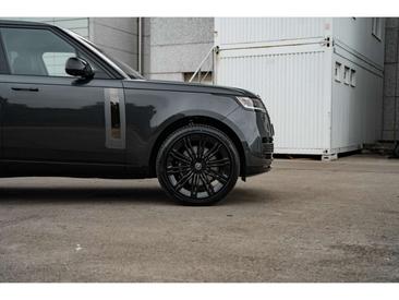 Land Rover Range Rover 23MY Gris P530 SV AWD Auto — photo 4