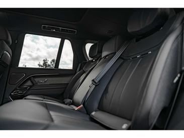 Land Rover Range Rover 23MY Gris P530 SV AWD Auto — photo 15