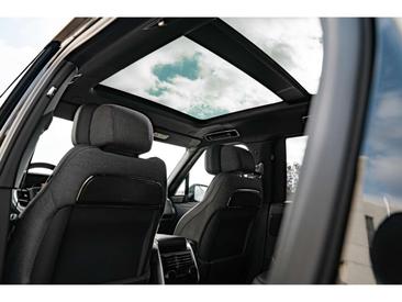 Land Rover Range Rover 23MY Gris P530 SV AWD Auto — photo 16