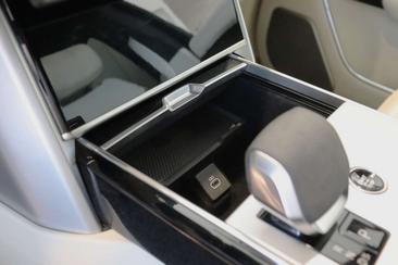 Land Rover Range Rover D350 Autobio/SHADOW/23"/VOLL Noir — photo 19