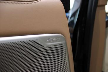 Land Rover Range Rover SV 3.0 P510e PHEV AWD — photo 13