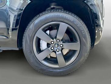 Land Rover Defender 90 X-Dynamic HSE AWD Auto. 3.0D I6 300 — photo 9