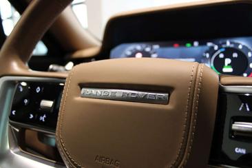 Land Rover Range Rover SV 3.0 P510e PHEV AWD — photo 24
