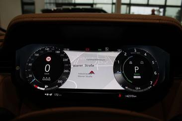 Land Rover Range Rover SV 3.0 P510e PHEV AWD — photo 27