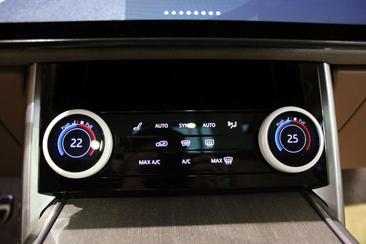 Land Rover Range Rover SV 3.0 P510e PHEV AWD — photo 35