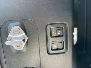 Land Rover Defender D350 X-Dyn. HSE 360-CAM ACC CAM LED TWA — photo 20