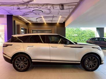 Land Rover Range Rover Velar R-DYNAMIC SE 4WD DIESEL/ELETTR C.AUT. 3.0 D I6 300 CV — photo 4