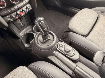 Mini Cabrio COOPER — photo 12