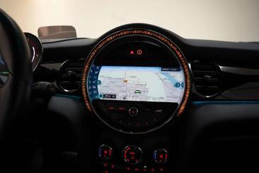 Mini Cabrio John Cooper Works — photo 6