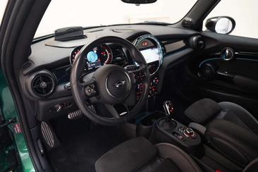 Mini Cabrio John Cooper Works — photo 14