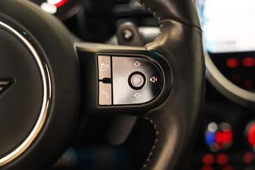 Mini Cabrio John Cooper Works — photo 16