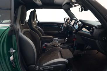 Mini Cabrio John Cooper Works — photo 39