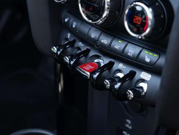 Mini Cabrio Sidewalk Cooper S — photo 19