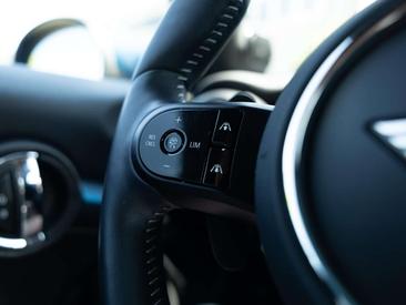 Mini Cabrio Sidewalk Cooper S — photo 24