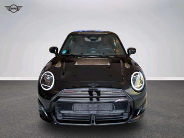 Mini Cooper SE JCW — photo 15