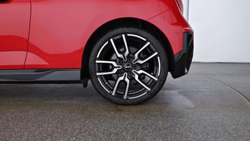 Mini Cooper SE JCW — photo 10