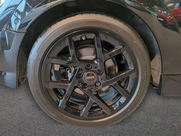 Mini Cabrio JCW Cooper — photo 12
