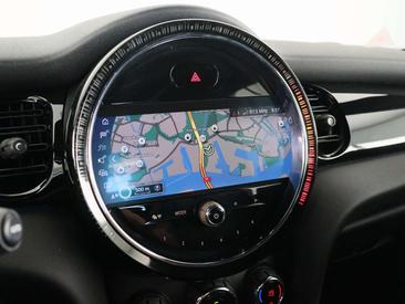 Mini Cabrio COOPER S — photo 19