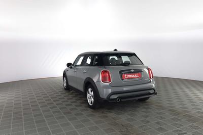 Mini 5 Portes Essential Cooper