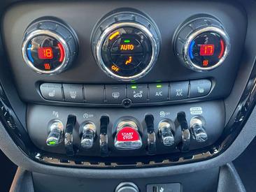 Mini Clubman COOPER D — photo 24