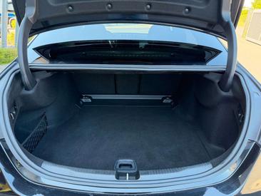 Mercedes Classe C 200 Night Edition — photo 7