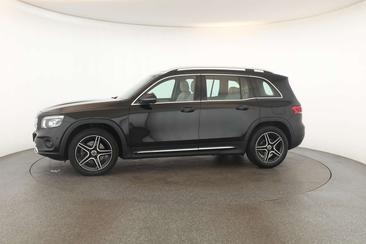 Mercedes GLB 200 Progressive — photo 4