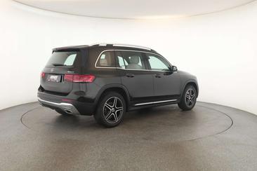 Mercedes GLB 200 Progressive — photo 18