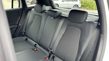 Mercedes GLA 250 PROGRESSIVE — photo 17