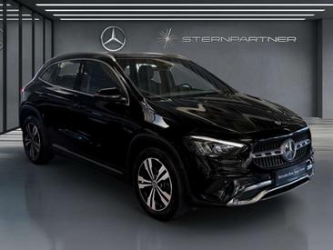 Mercedes GLA 200 Progressive — photo 14