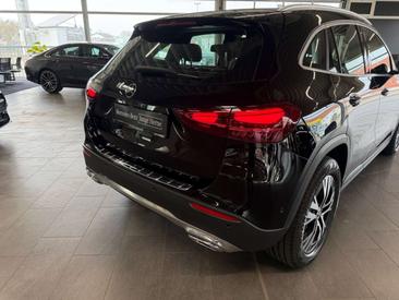 Mercedes GLA 200 Progressive — photo 8