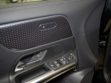 Mercedes GLA 220 Progressive — photo 12