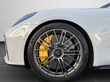 Porsche Panamera III Turbo S E-Hybrid — photo 6