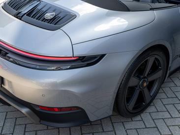 Porsche 992 II Spirit 70 — photo 13
