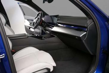 BMW M5 — photo 6