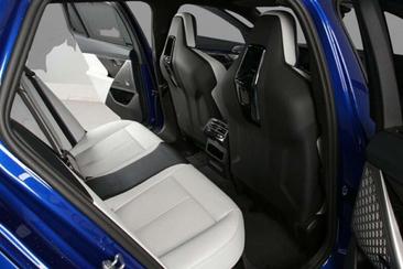 BMW M5 — photo 7