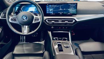 BMW 320 320e — photo 12