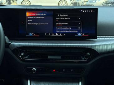 BMW 330 M Sport 330e — photo 18