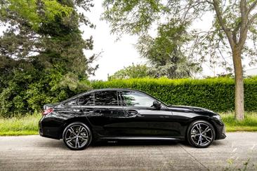 BMW Série 3 M Sport 330e — photo 17