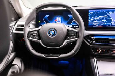 BMW I4 EDrive35 — photo 15