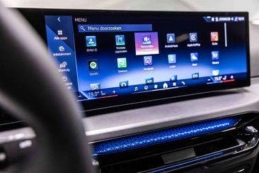 BMW I4 EDrive35 — photo 19